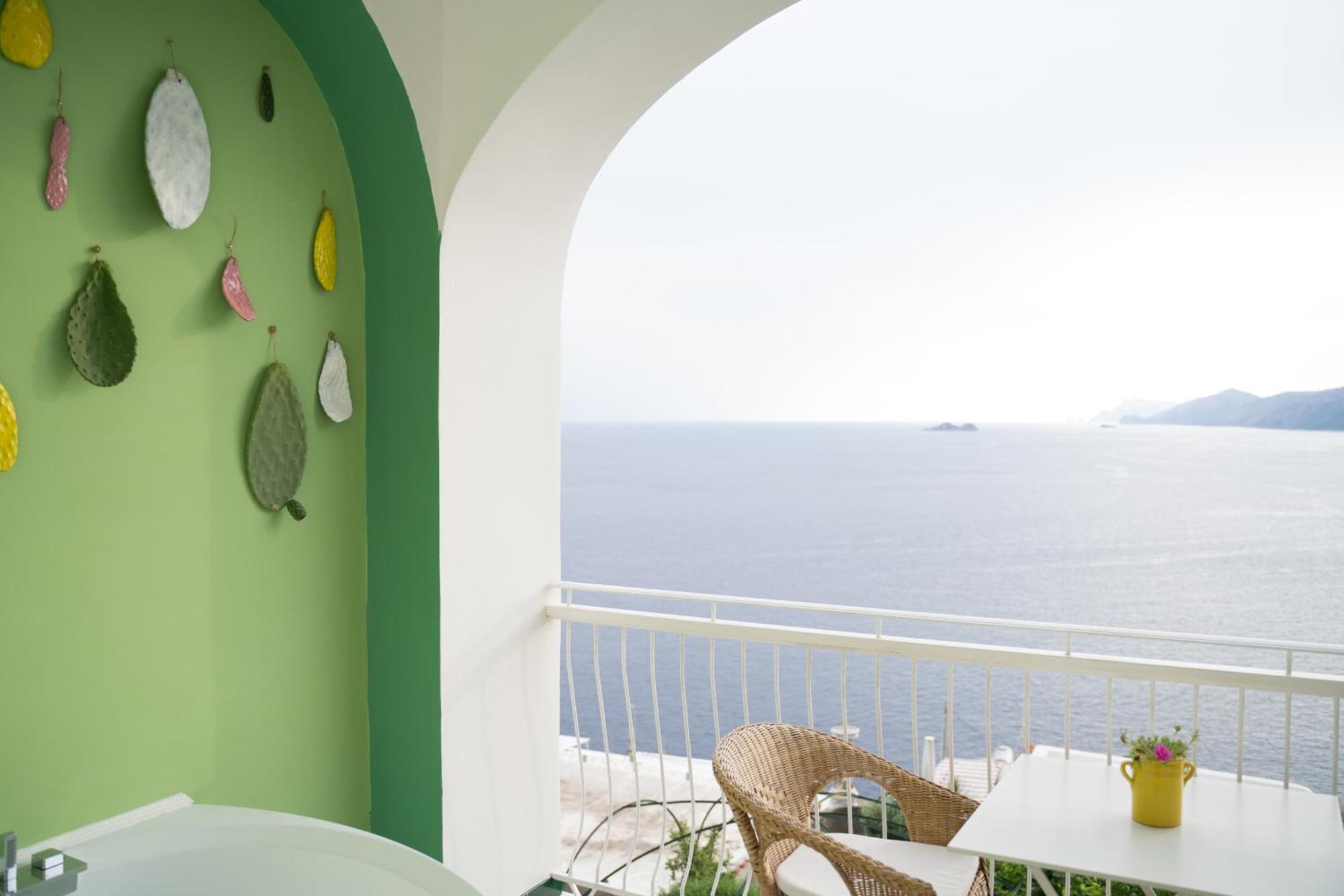 Pezz Pezz Hotel Praiano Exterior photo